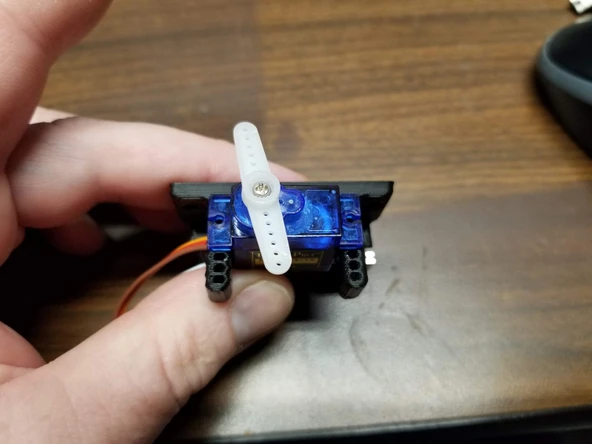 Byr3D Arduino Nano Ve Sg90 Servo Tutucu T3925535 Sadece Plastik Aparattır - Resim 3