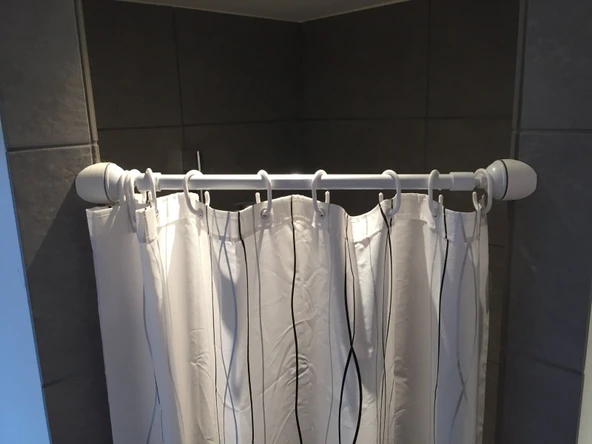 Byr3D 45 Derece Duş Perdesi Montajı T4256592 Sadece Plastik Aparattır