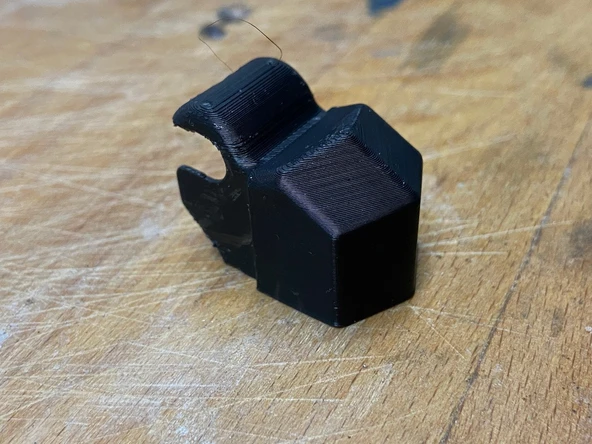 Byr3D Volvo 940/740 Far Silecek Kapağı T4828047 Sadece Plastik Aparattır
