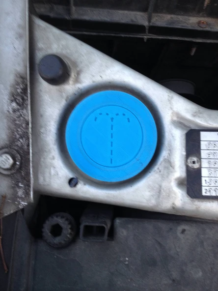 Byr3D Volvo 700/900 Serisi Yıkama Şişesi Kapağı T2464679 Sadece Plastik Aparattır - Resim 2