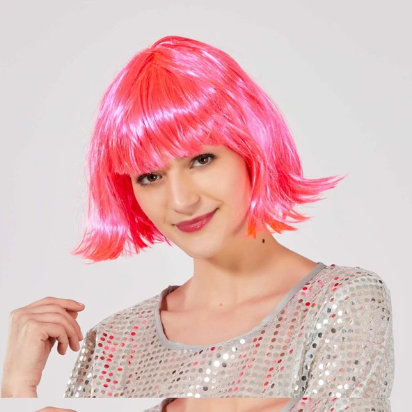 Şeker Pembe Renk Parti Peruğu Küt Saç