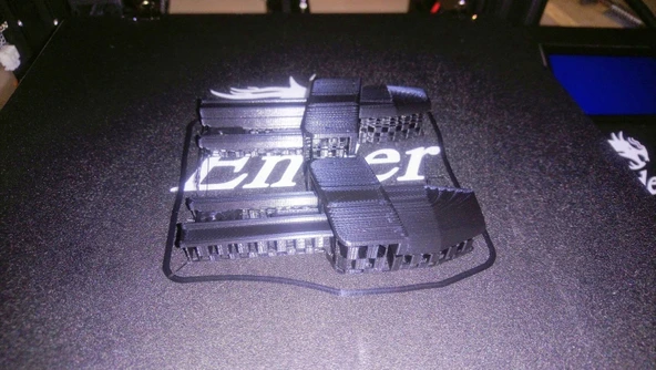 Byr3D Opel Astra K Sportstourer Bagaj Kapağı Yedek Pimi (9918019935 Sağ) T3352208 Sadece Plastik Aparattır ürün görseli 1