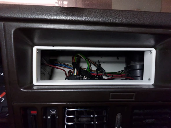 Byr3D Opel Corsa A / Vauxhall Nova Için Radyo Çerçevesi T5462435 Sadece Plastik Aparattır - Resim 2