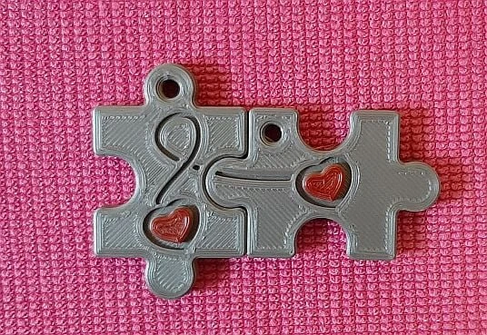 Byr3D Bulmaca Anahtar Kolye Kalp T5234674 Sadece Plastik Aparattır