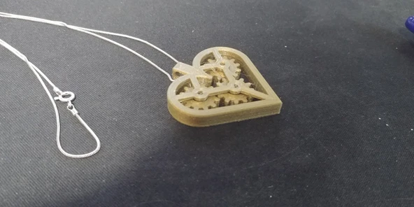 Byr3D Sevgililer Günü, Dönen Kalp Dişli Kolye T4096931 Sadece Plastik Aparattır - 2