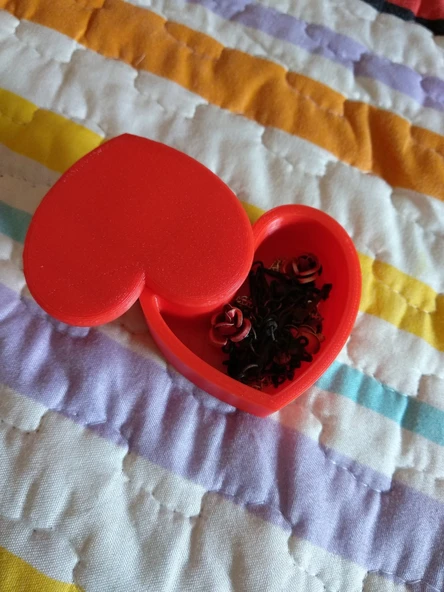 Byr3D Sevgililer Günü, Mandallı Kalp Şeklinde Kutu T3488853 Sadece Plastik Aparattır ürün görseli 1