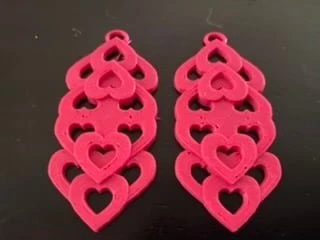 Byr3D Kalp Desenli Küpe T4559001 Sadece Plastik Aparattır