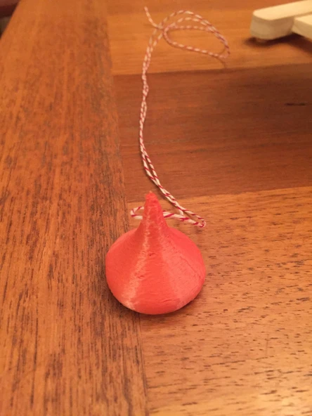 Byr3D Hershey'nin Öpücük Kolyesi, Sevgililer Günü T1322789 Sadece Plastik Aparattır - 2