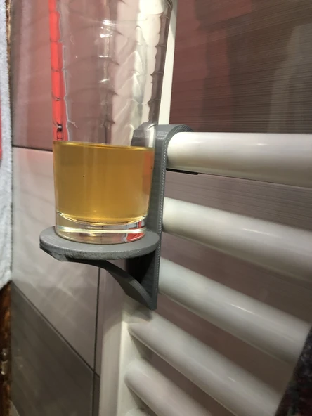 Byr3D Radyatör Bardak Tutucusu T3329991 Sadece Plastik Aparattır