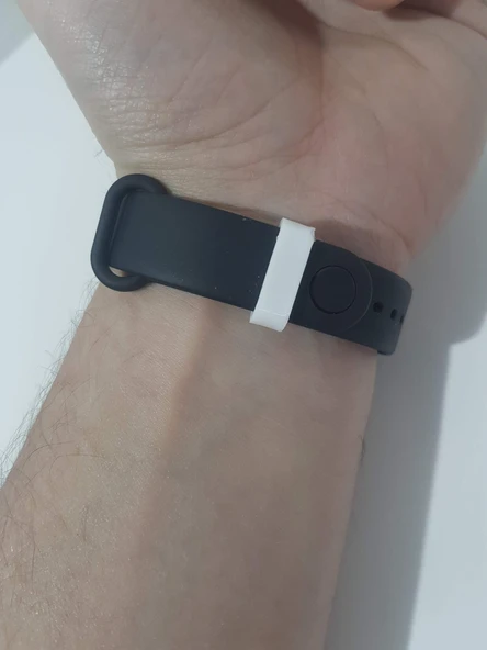 Byr3D Xiaomi Mi Band 5 Ve 4 Kaleci Tutucu Dolabı T4176902 Sadece Plastik Aparattır
