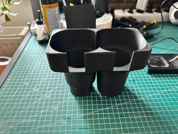 Byr3D Seat Leon Bardak Tutucu T6591656 Sadece Plastik Aparattır