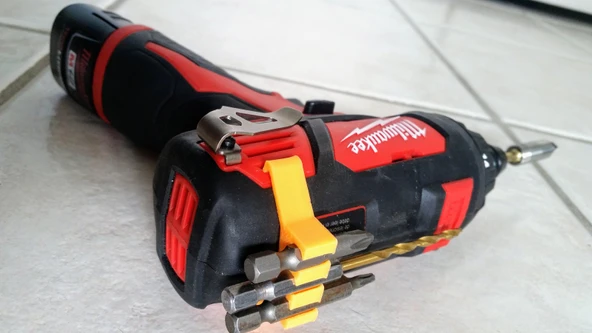 Byr3D Milwaukee M12 Tornavida Geçmeli Uç Tutucu T3826793 Sadece Plastik Aparattır