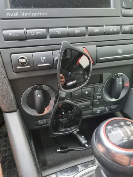 Byr3D Audi A3 8P Için Güneş Gözlüğü Tutucusu T6610357 Sadece Plastik Aparattır - 3