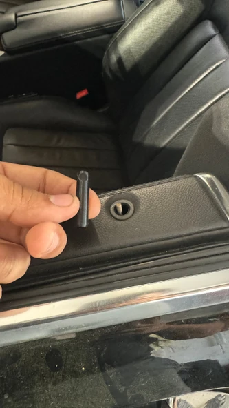 Byr3D Daha Kısa Mercedes Kapı Kilit Pimleri (Gömme) T6526960 Sadece Plastik Aparattır