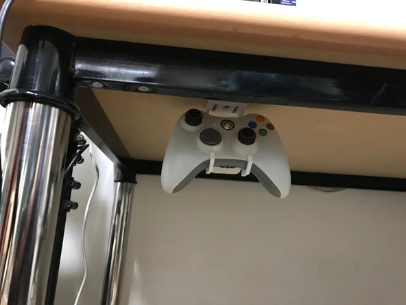 Byr3D Xbox Oyun Kolu Askısı T1938946 Sadece Plastik Aparattır