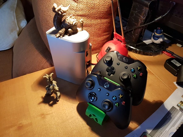 Byr3D Çift Xbox Oyun Kolu Standı T2502129 Sadece Plastik Aparattır - 2