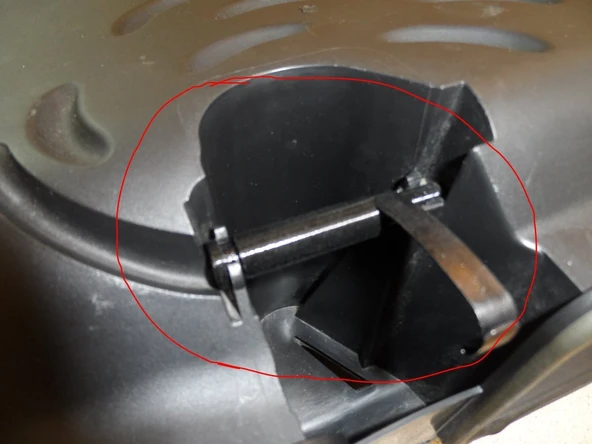 Byr3D Mercedes Airbox Klip Pimi T5147585 Sadece Plastik Aparattır ürün görseli