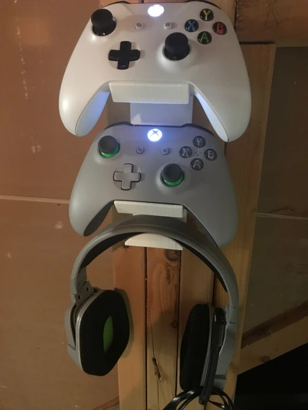Byr3D Xbox One Uzaktan Kumanda Ve Kulaklık Duvara Montaj Aparatı T3290852 Sadece Plastik Aparattır