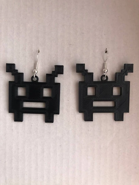 Byr3D Küpe Uzaylı Retro Spaceinvader Anahtarlık T6522048 Sadece Plastik Aparattır