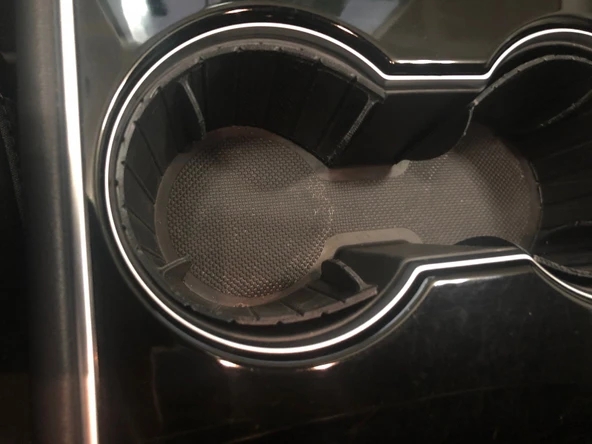 Byr3D Tesla Model 3 Bardak Tutucu Parçası T3055930 Sadece Plastik Aparattır