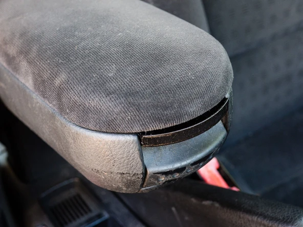 Byr3D Volkswagen Mk4 Kolçak Kapak Düğmesi T2492348 Sadece Plastik Aparattır - 3