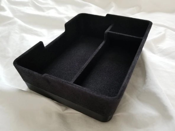 Byr3D Tesla Model 3 Orta Konsol Tepsisi (Jonco223'Ten Değiştirilmiştir) T3070406 Sadece Plastik Aparattır - 2