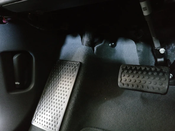 Byr3D Chevy Bolt Ev Ayak Dayama Yeri/Deadpedal/Halı Koruyucusu T2837749 Sadece Plastik Aparattır