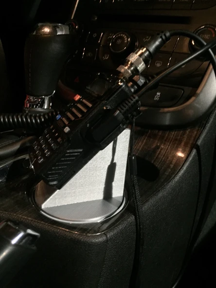 Byr3D Baofeng Uv-5R, Yaesu Uzaktan Kafa Radyo Araba Bardak Tutucu Montajı T2517549 Sadece Plastik Aparattır - Resim 2