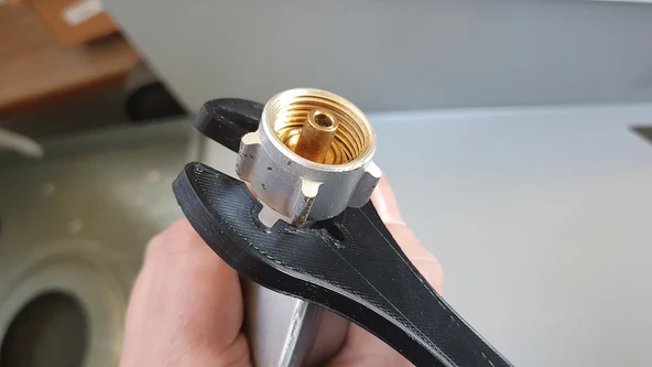 Byr3D Gaz Basıncı Düşürücü Anahtarı - İngiliz Anahtarı Alet Gazı T4343583 Sadece Plastik Aparattır