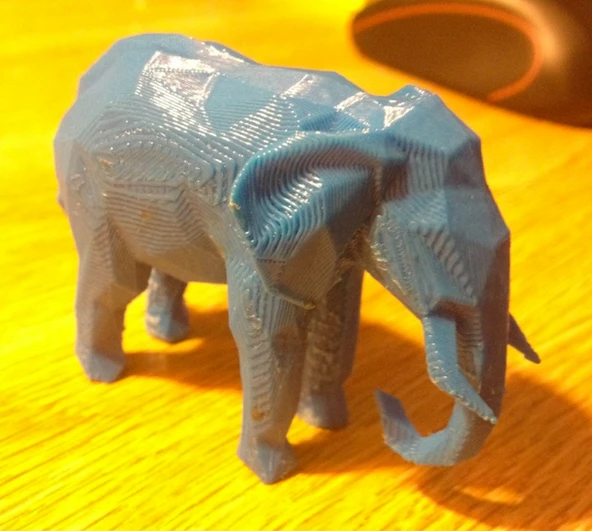 Byr3D Düşük Poli Fil T762081 Sadece Plastik Aparattır