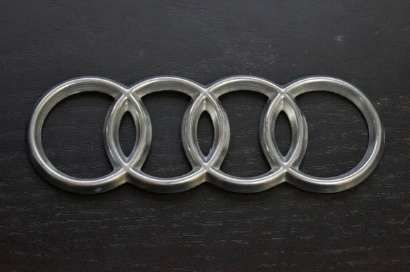 Byr3D Audi Logosu T1889637 Sadece Plastik Aparattır