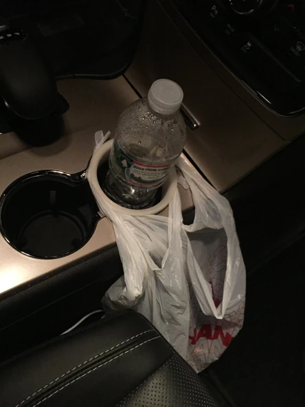 Byr3D 2015 Jeep Cherokee Çöp Torbası Tutacağı - Bardak Takma Parçası T858204 Sadece Plastik Aparattır