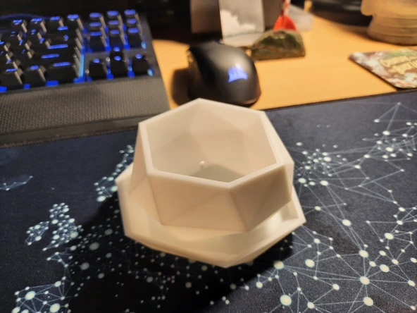 Byr3D Mini Bitki Saksısı T5993374 Sadece Plastik Aparattır - 3