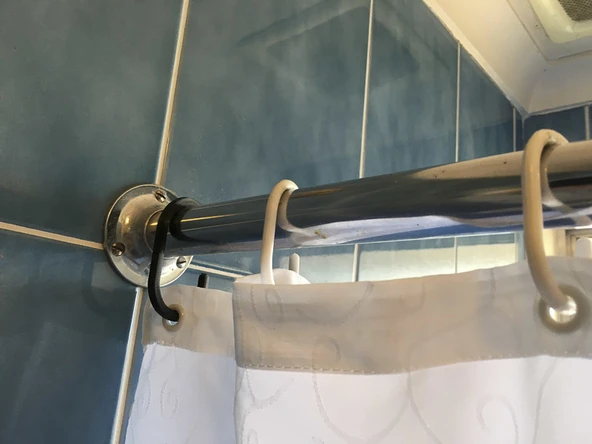 Byr3D Duş Perdesi Kancası T110252 Sadece Plastik Aparattır - 3