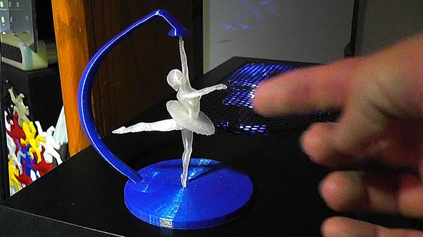 Byr3D Spinning Ballerina Sadece Plastik Aparattır