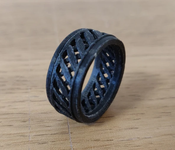 Byr3D Spinner Fidget Ring Without Supports Sadece Plastik Aparattır