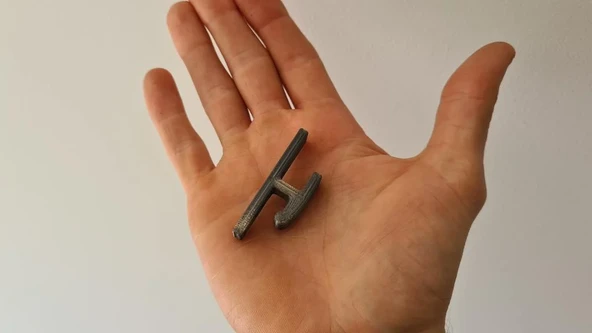 Byr3D Dizüstü Bilgisayar Telefon Tutacağı T4596554 Sadece Plastik Aparattır - 3