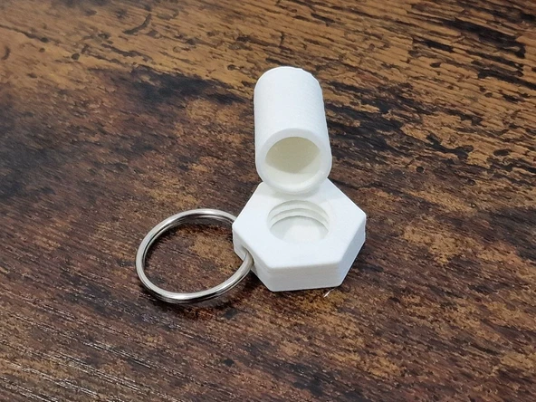 Byr3D Gizli Hazneli Cıvata Anahtarlık M94745 Sadece Plastik Aparattır ürün görseli 1