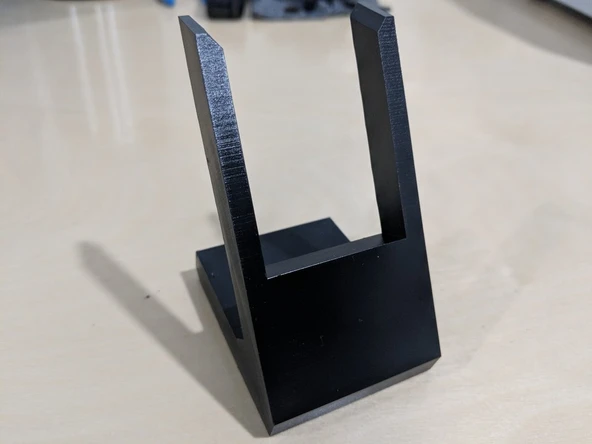 Byr3D Xbox 360 Kumanda Standı Siyah 986672 Sadece Plastik Aparattır