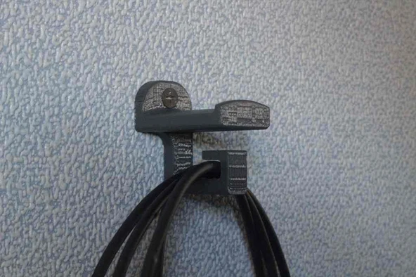 Byr3D Küçük Kulaklık Duvar Askısı Siyah 3704607 Sadece Plastik Aparattır