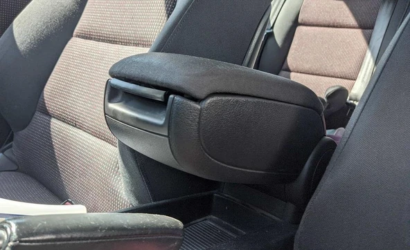 Byr3D Audi A3 8P Mandal Siyah 4911572 Sadece Plastik Aparattır