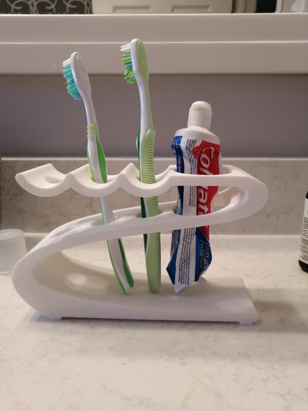 Byr3D Diş Fırçası Tutucu 3 Fırça İçin Beyaz 5151237 Sadece Plastik Aparattır