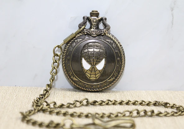 Spiderman Tasarımlı Köstekli Saat Model 2
