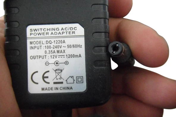 12V 1.2A Modem ve Arduino Uyumlu Plastik Kasa Priz Tipi Adaptör DQ-1220A - Resim 2