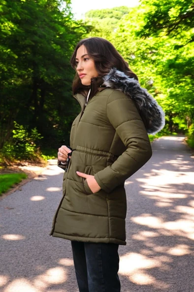 Kışlık Orta Boy Kapüşonlu Kürklü Şişme Kadın Mont - Resim 3