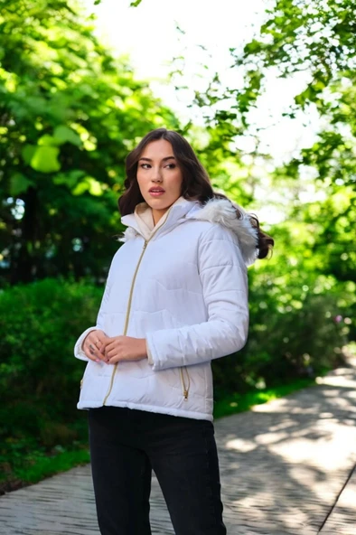 Kışlık Kürklü Kapüşonlu Şişme Kadın Mont - Resim 6