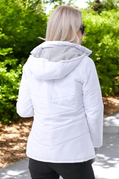 Kışlık Su Geçirmez Kısa Şişme Kadın Mont - Resim 2