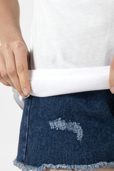 Jisoo Flower Beyaz Kadın Bisikletyaka Tshirt - Resim 2