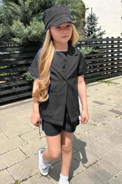 Kız Çocuk Kolsuz Penye Bluz Kısa Kollu Blazer Ceket Şapkalı Siyah Şortlu Takım - 2