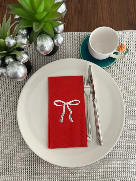 Gümüş Yaldızlı Kırmızı Fiyonk Baskılı Garson Katlama Peçete 16 Adet ürün görseli 1